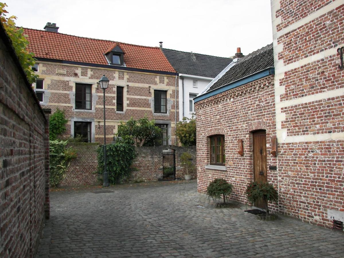 Het Begijnhof Tongeren Center Apartment Bagian luar foto